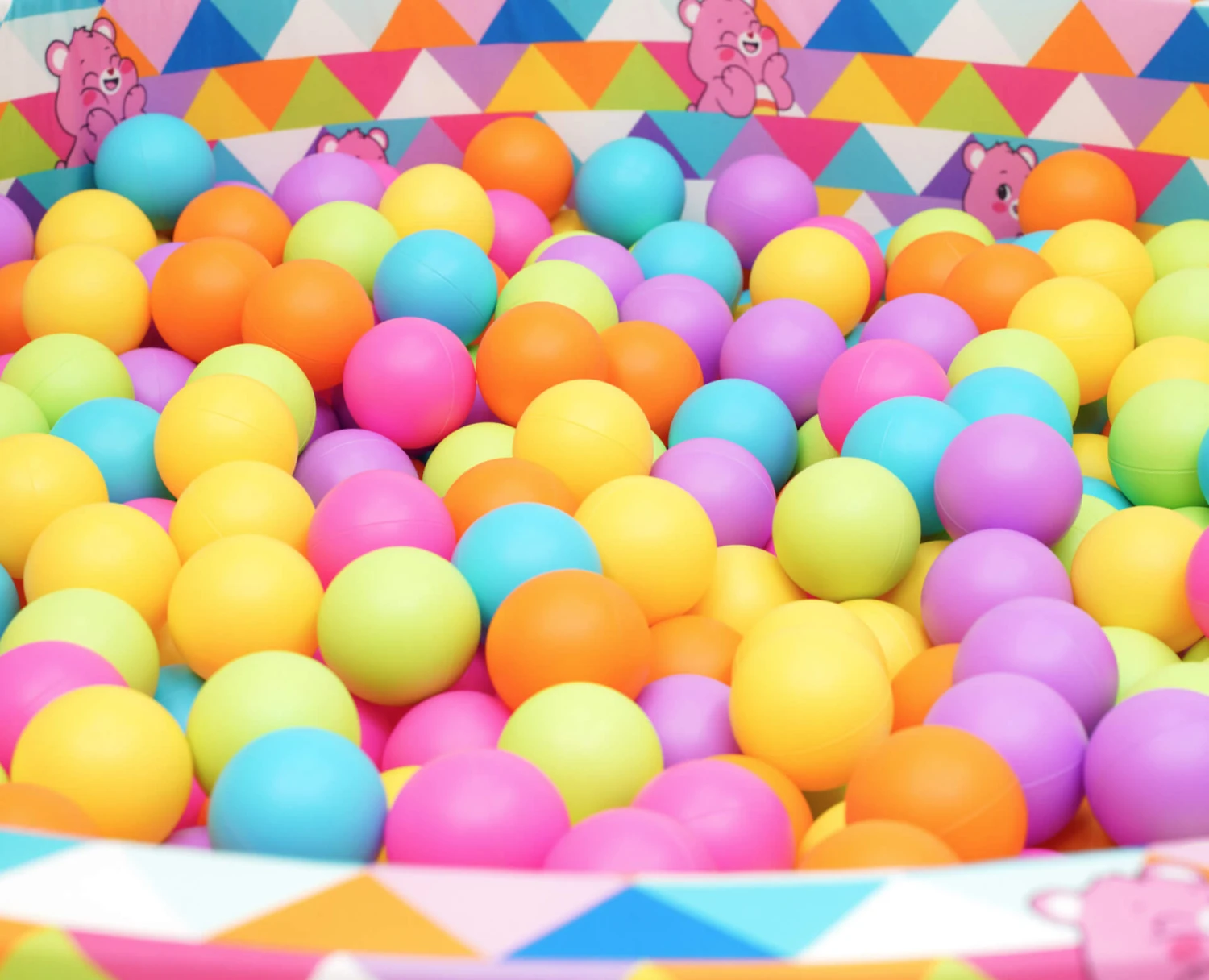 Care Bears⢠Little Ball Pit - Image 12