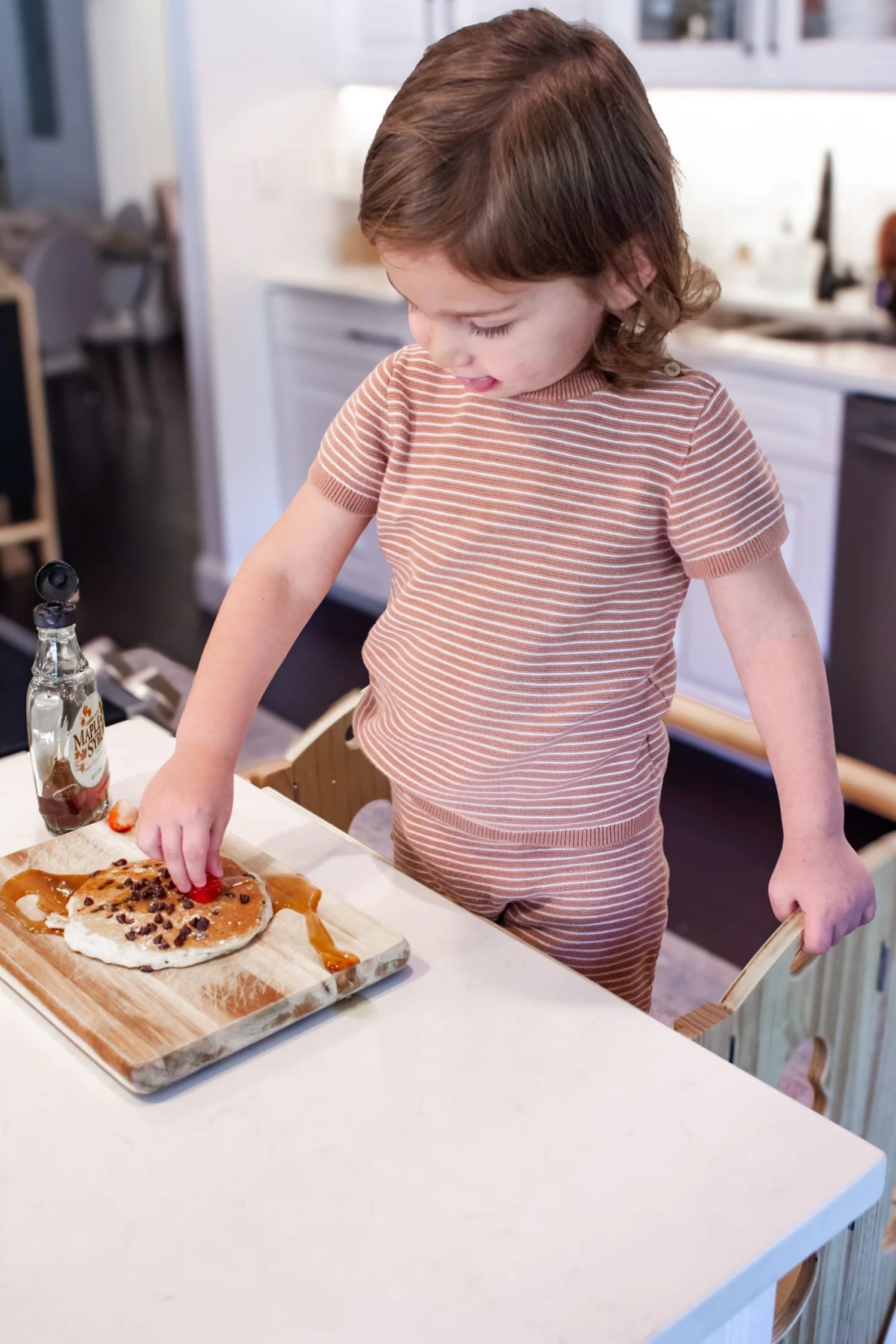Laurel - 4 In 1 Foldable Kitchen Tower, Step Stool, Chalkboard And Slide - Image 3