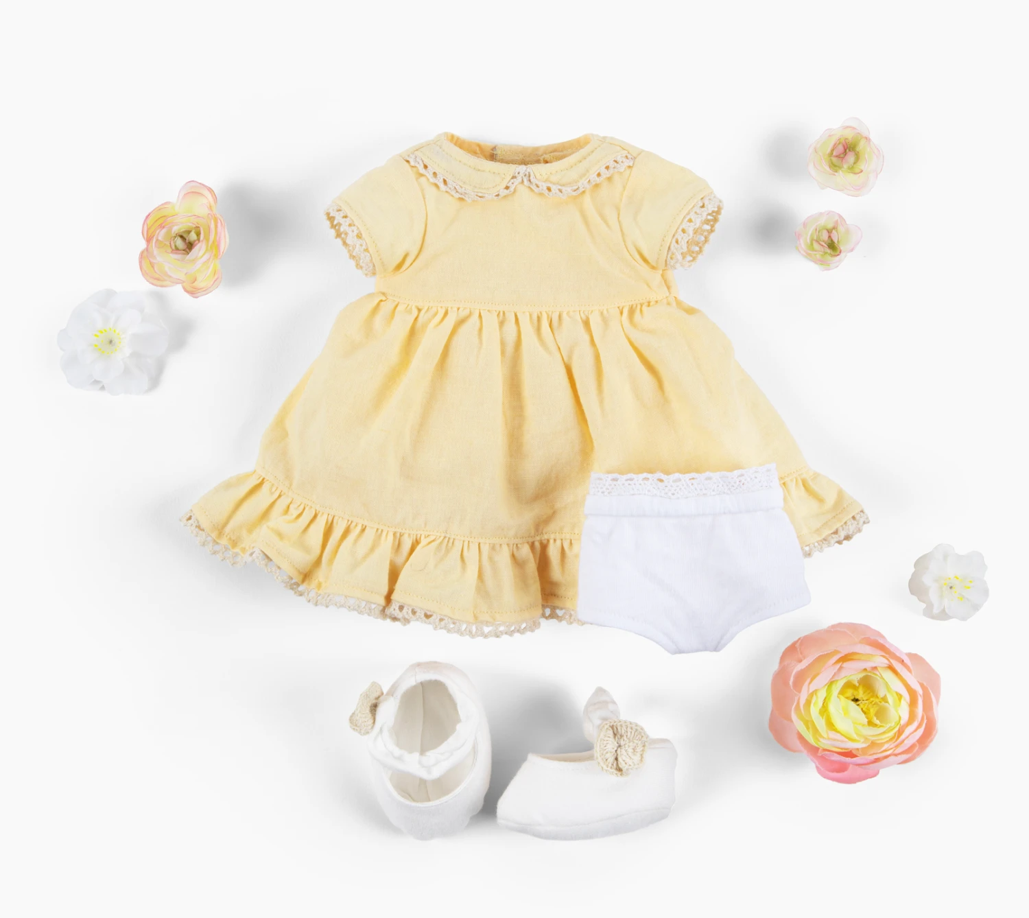 The Clementine Collective Knitted Doll Penelope - Image 4